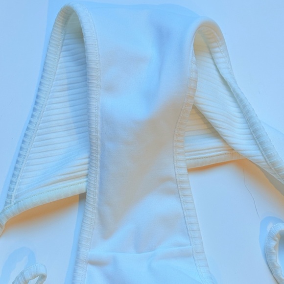 White Bikini Set - Picture 5 of 13